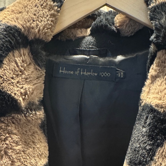 House of Harlow 1960 Black and Tan Furry Coat - S - Picture 6 of 10